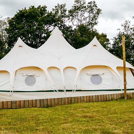 Luxury Glamping Retreat In Battle 빌라 외부 사진