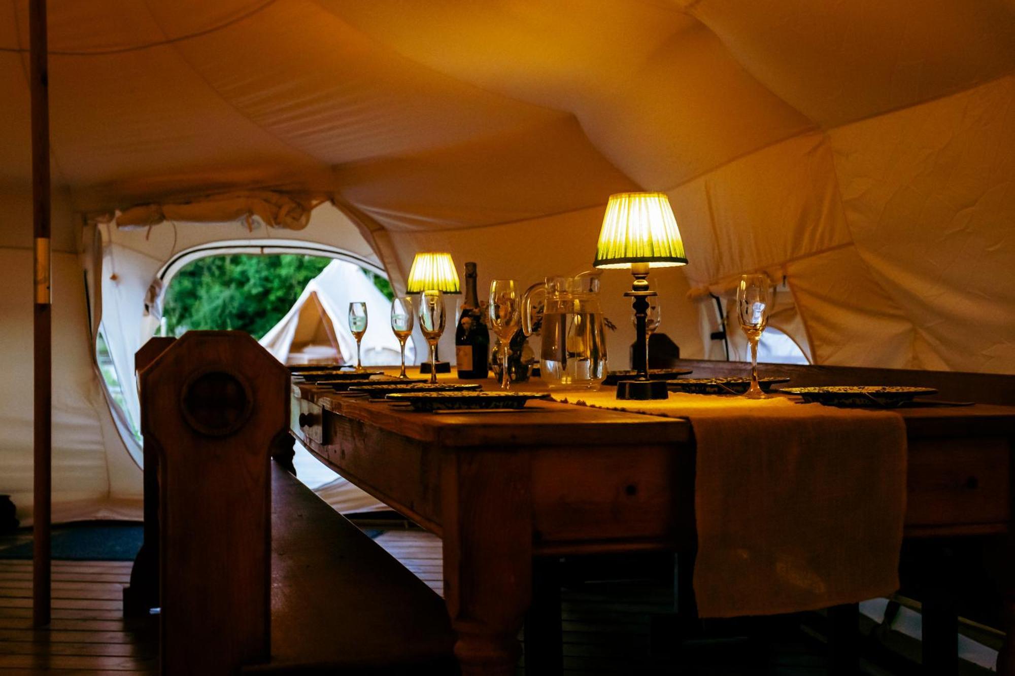 Luxury Glamping Retreat In Battle 빌라 외부 사진