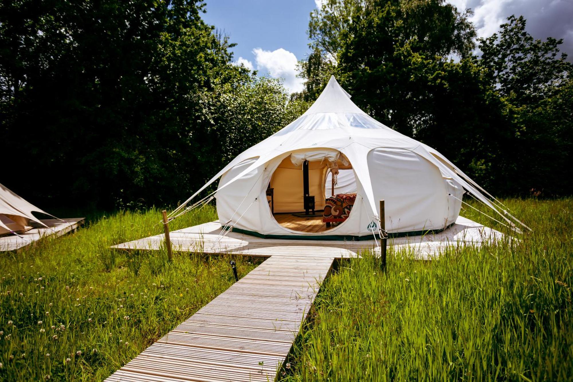 Luxury Glamping Retreat In Battle 빌라 외부 사진
