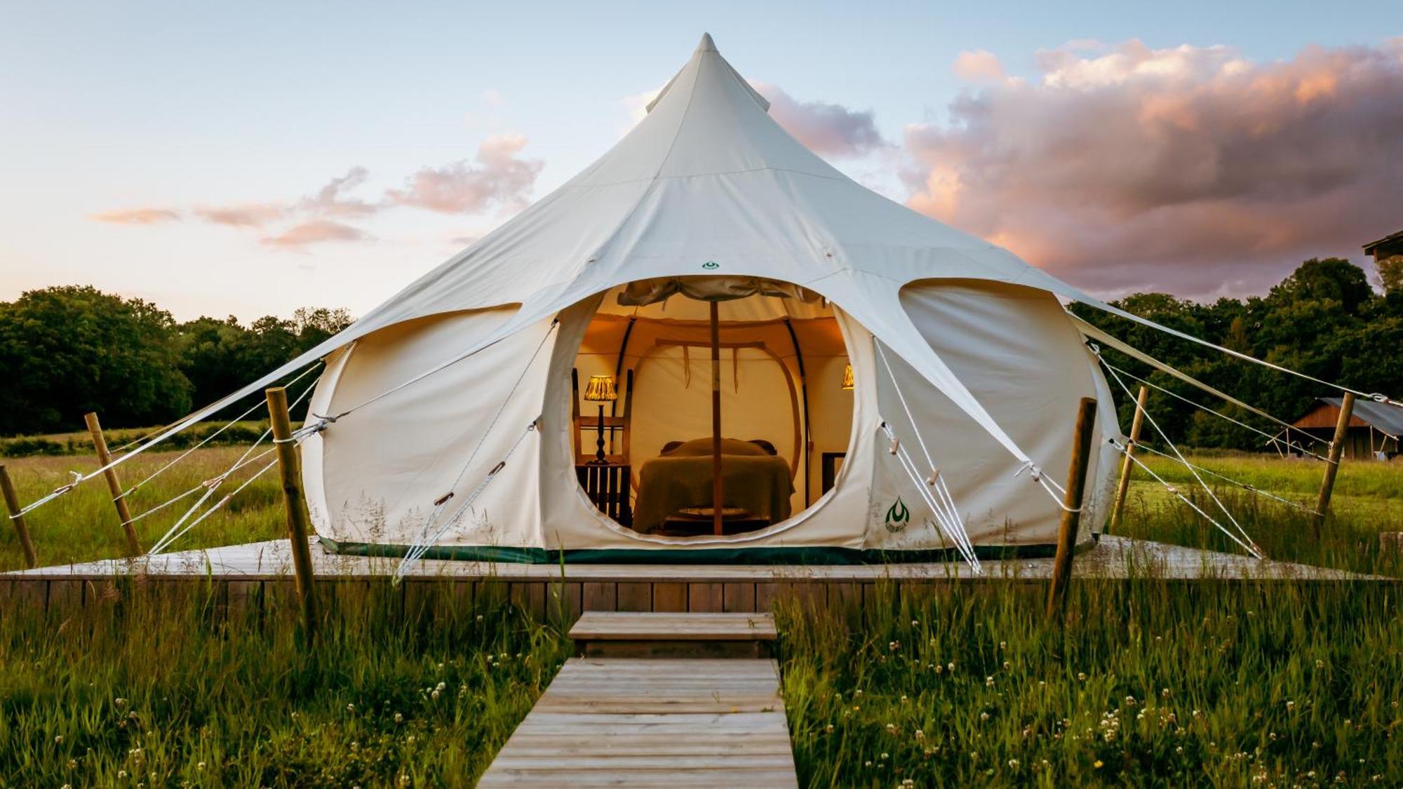 Luxury Glamping Retreat In Battle 빌라 외부 사진